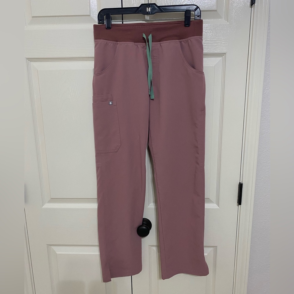 FIGS Kade Cargo Pants (Mauve, Small - Regular)